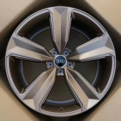 Musim Panas Audi Forged Wheels Untuk Audi RS5 F5 RS4 B9 Facelift 5 Arm Peak